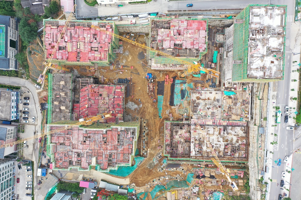 泸水市“同安红庭”商住综合体项目设计-采购-施工一体化（EPC）